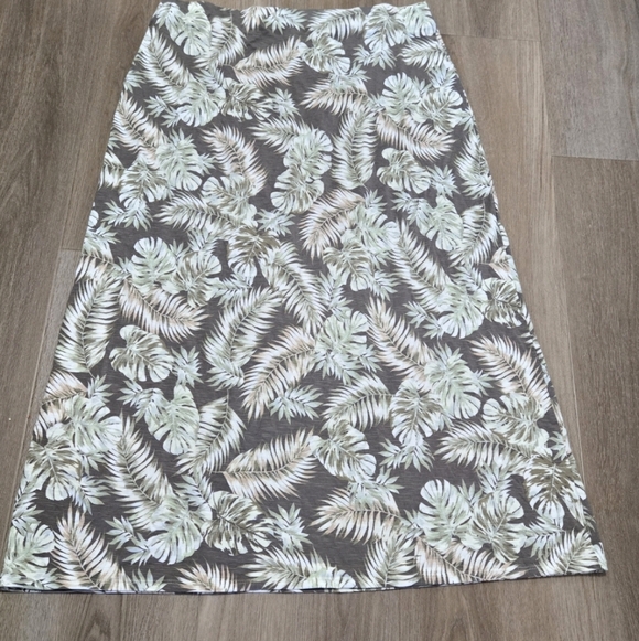 J. Jill Dresses & Skirts - J. Jill Women's Printed A Line Knit Maxi Skirt Cheerful Palms Size Medium